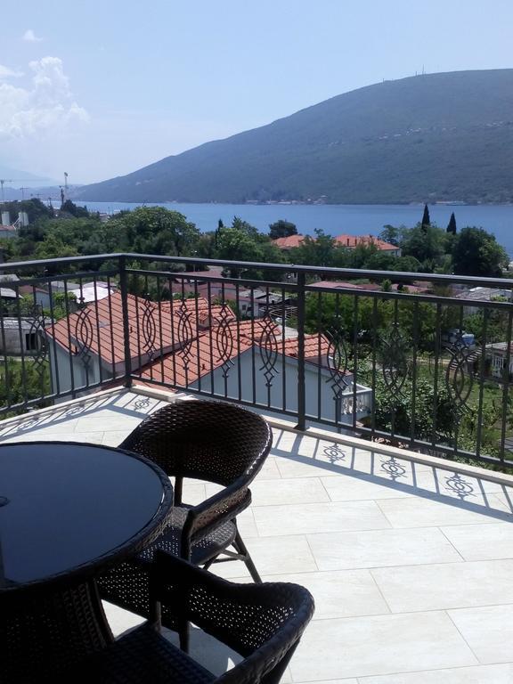 Jedro Apartmani Herceg Novi Eksteriør bilde